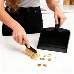 Bezem en blikset - Kleine reinigingsset - Kruimels opruimen - Houten handvat - Compact formaat - Zwart — thumbnail 2