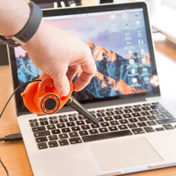Kleine Stofblazer met USB-aansluiting - Krachtige Miniatuurventilator voor Bureau en Auto — thumbnail 2