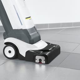 Kärcher BR 4.300 SET - Incl. extra microvezelrol - Vloerreiniger - 200 m² - Direct droog - 4/4 liter reservoir - Rolborstel rood - 820 W — thumbnail 5