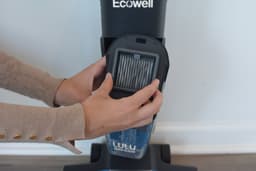 Ecowel MA01L wet dry vacuum - stofzuigen en dweilen tegelijk - 20 minuten bedrijfstijd - 8 kPA zuigkracht - basisstation met zelfreiniging - edge-cleaning - 160° kantelen - zwart/blauw — thumbnail 3
